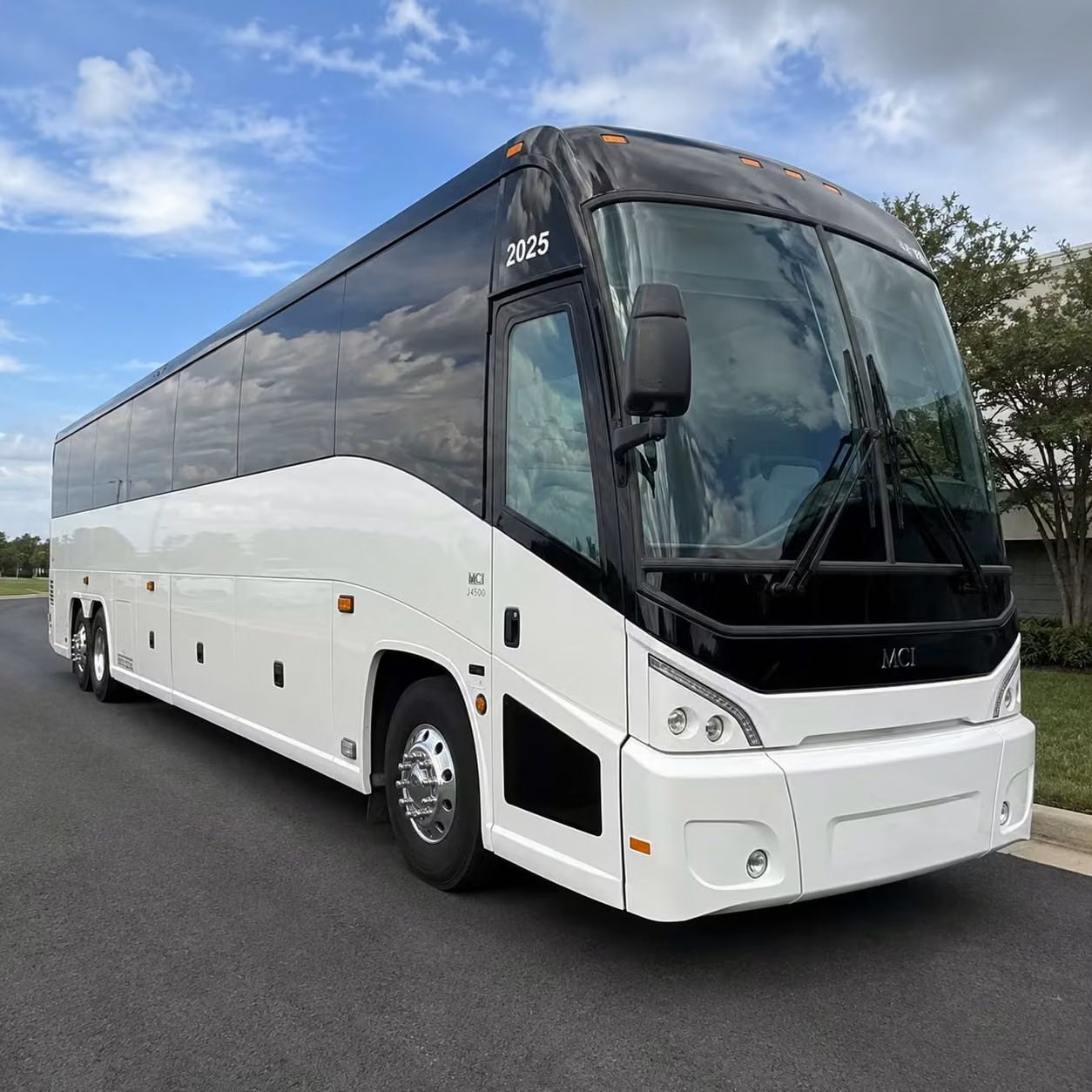 charterbusfremont com makes finding concert buses to sap center and san jose easy