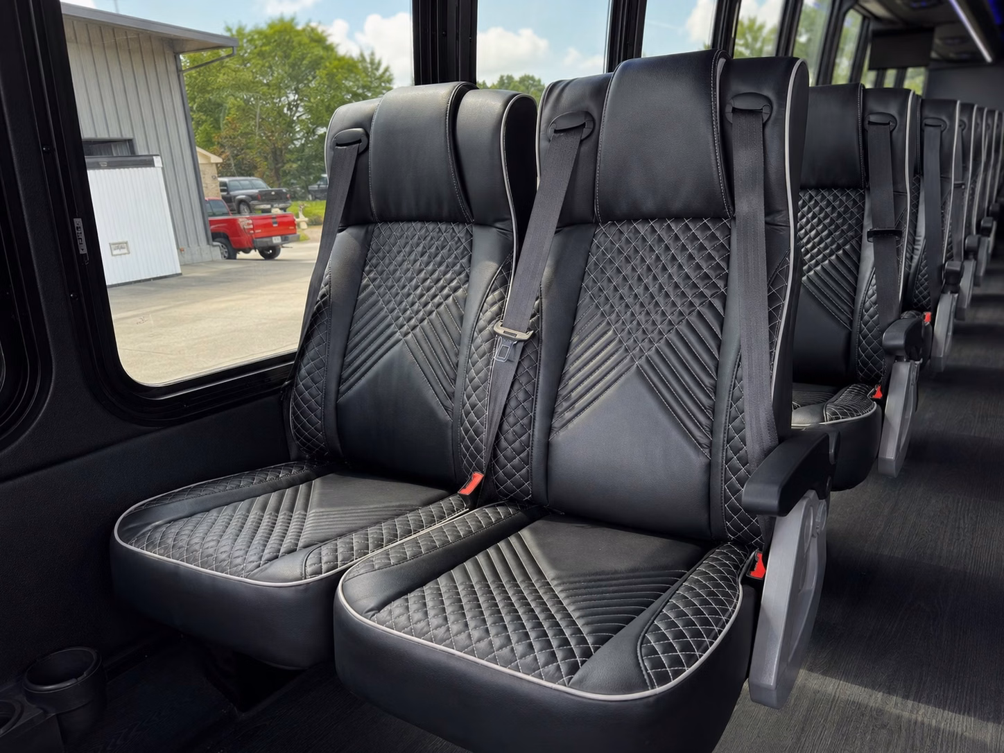 group transportation to oakland coliseum and bay area sporting venues