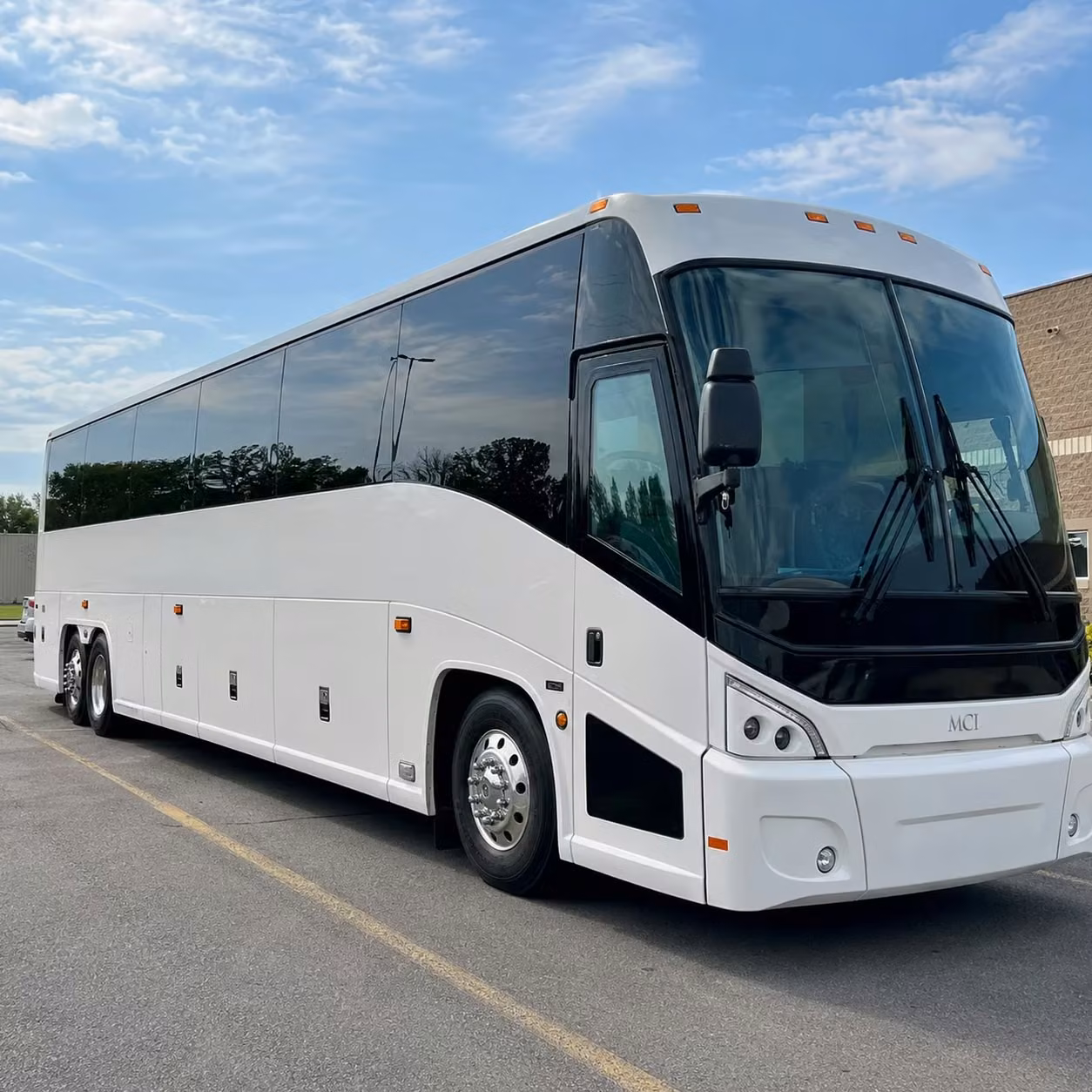 school groups and universities in fremont trust charter buses for long distance travel