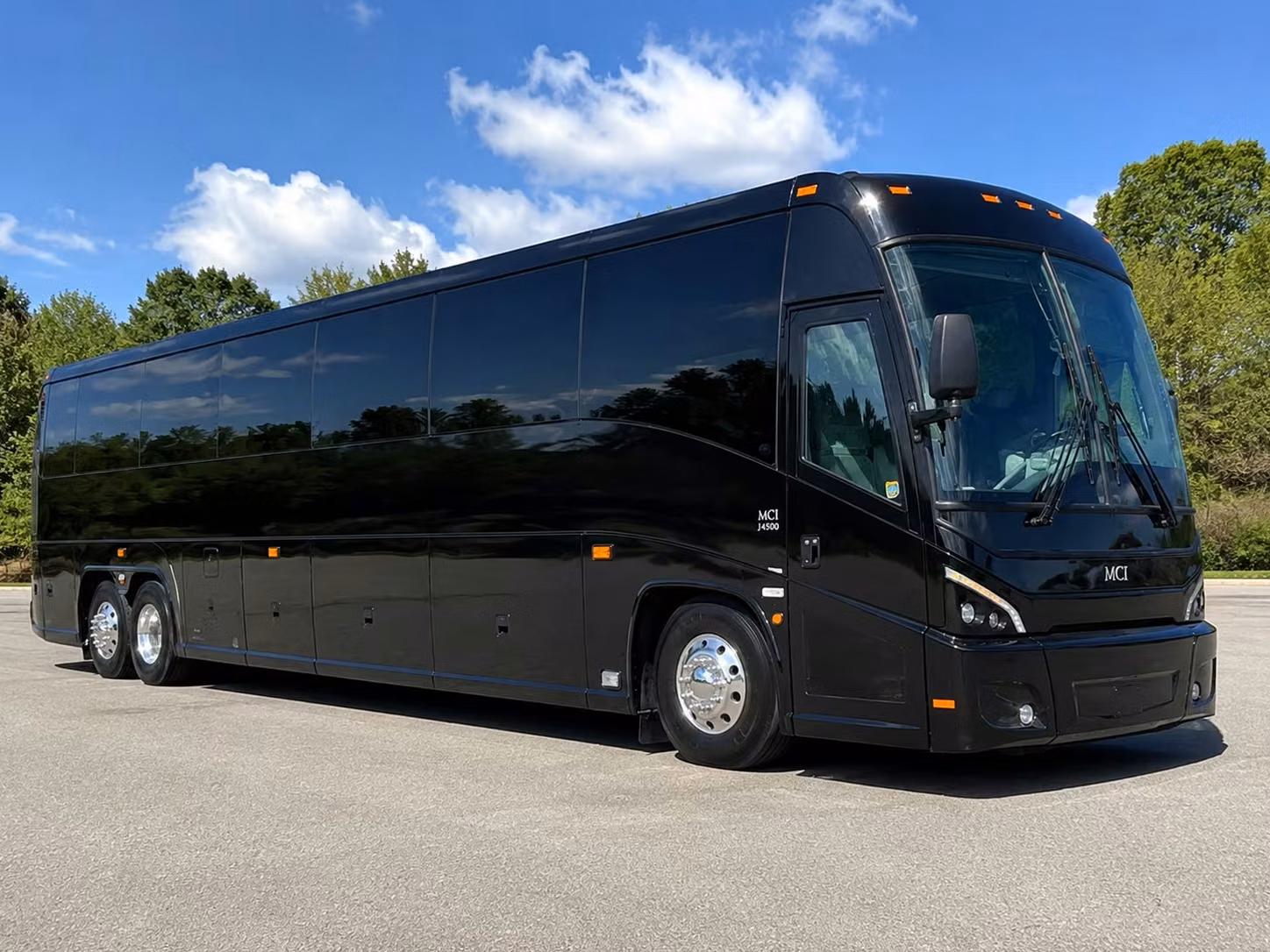 wedding guest shuttle buses in fremont that make your big day seamless